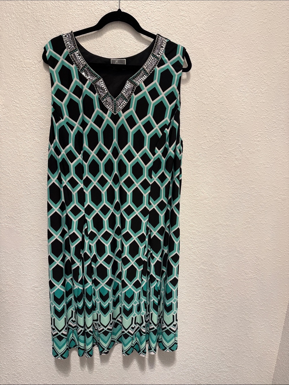 JM Collection Sleeveless Geometric Midi Dress in Teal and Black